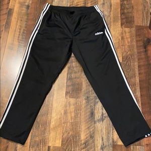 Men’s Adidas sweatpants.